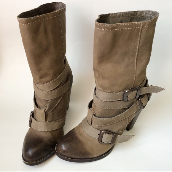 Steve Madden Shoes - Steve Madden leather 3 buckle distressed boots